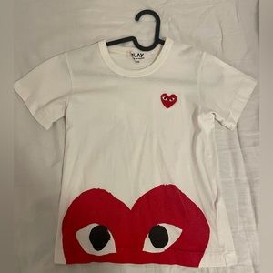 Comme Des Garçons Play White Bottom Heart T-Shirt